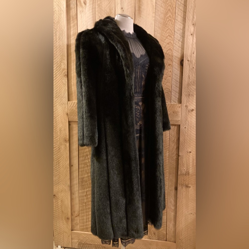 Vintage Jordache Faux Fur Long Coat Size 5/6 Gorgeous & Well Kept